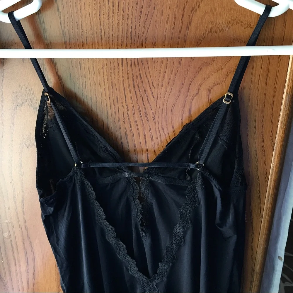 Victoria’s Secret - Very Sexy Babydoll Lace Trim Satin Slip NWOT (M) - Picture 4 of 13